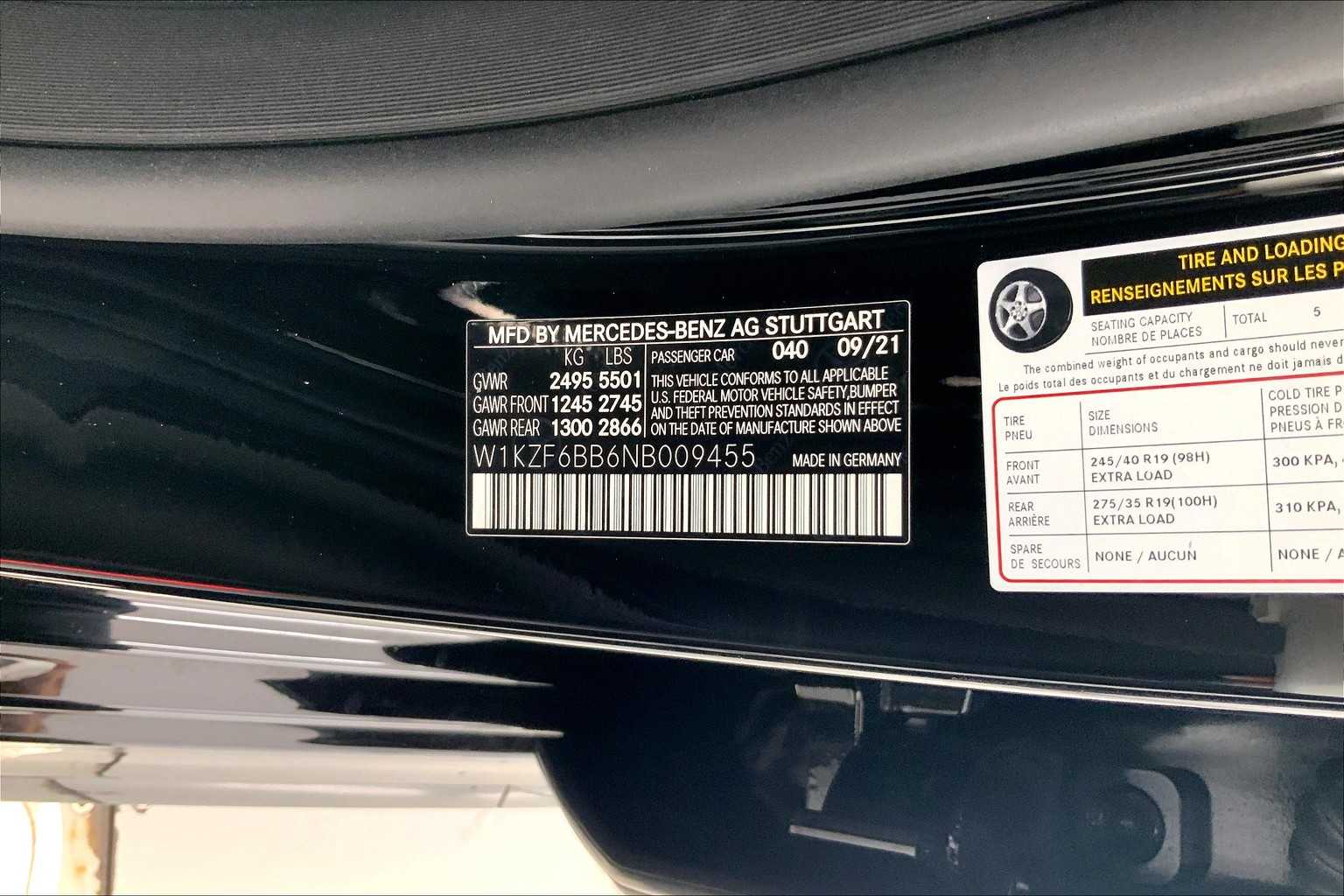 Thumbnail: 2022 Mercedes-Benz E-Class - 28