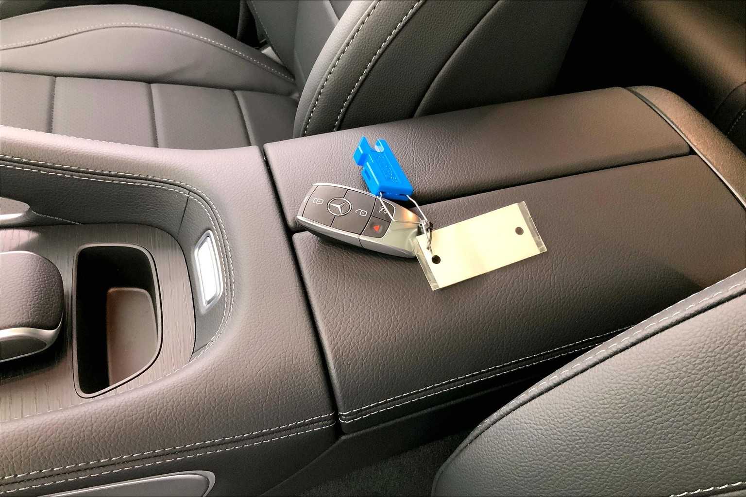 Thumbnail: 2026 Mercedes-Benz GLE - 20