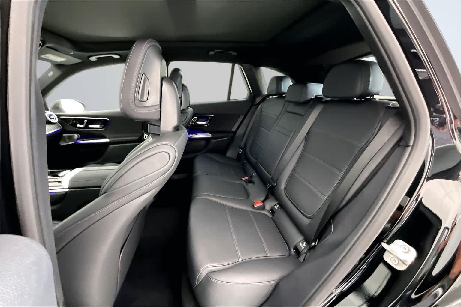 Thumbnail: 2026 Mercedes-Benz GLC - 13