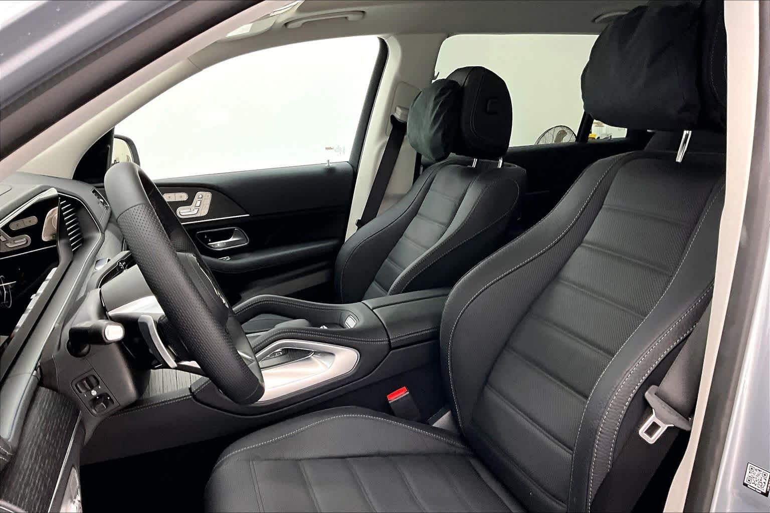 Thumbnail: 2026 Mercedes-Benz GLS - 11