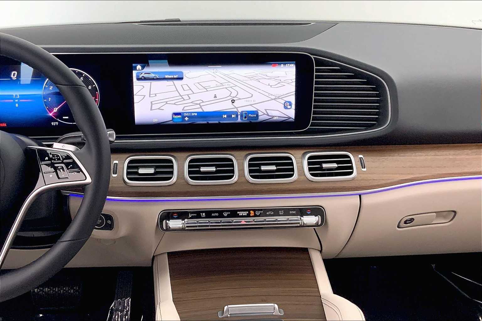 Thumbnail: 2026 Mercedes-Benz GLE - 16