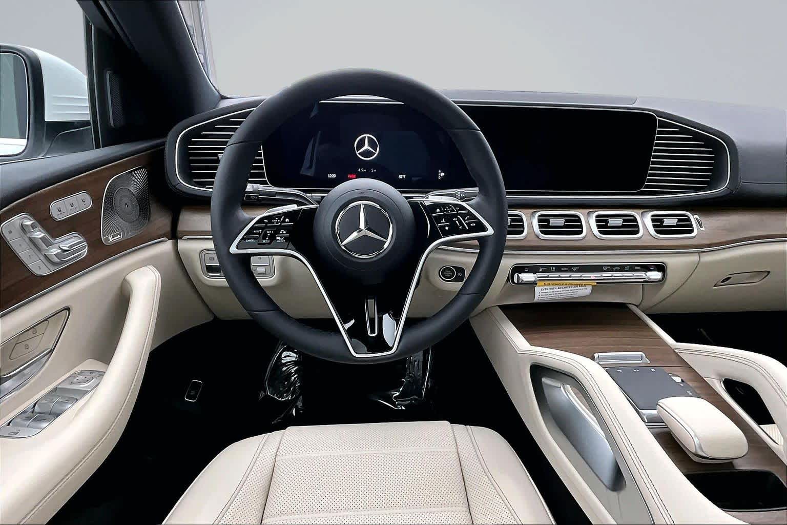 Thumbnail: 2026 Mercedes-Benz GLE - 15