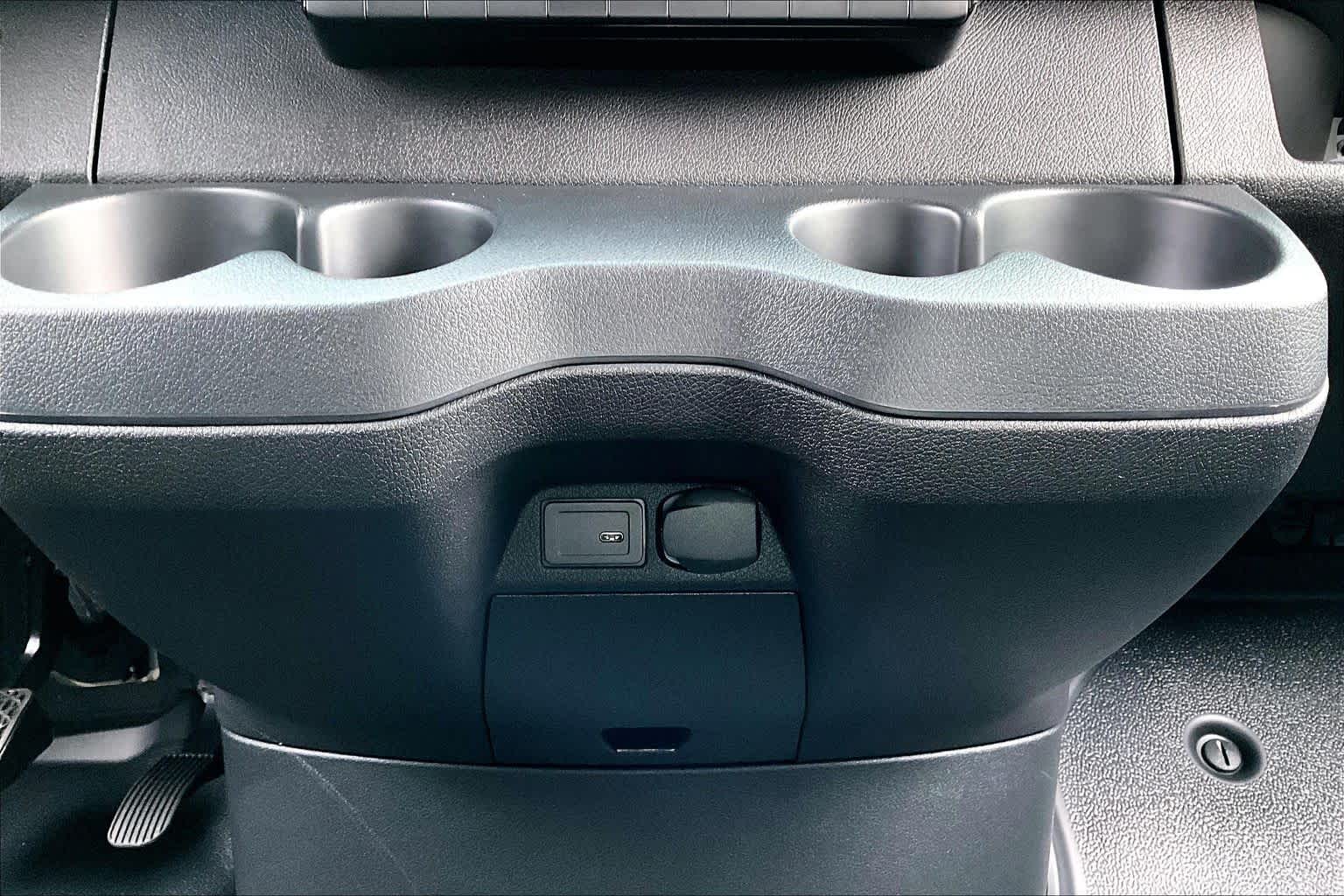 Thumbnail: 2026 Mercedes-Benz Sprinter - 22