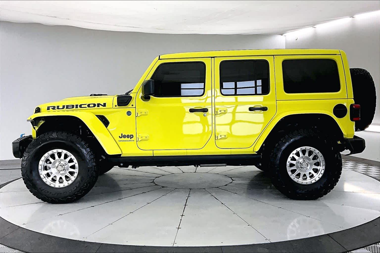 Thumbnail: 2023 Jeep Wrangler - 3
