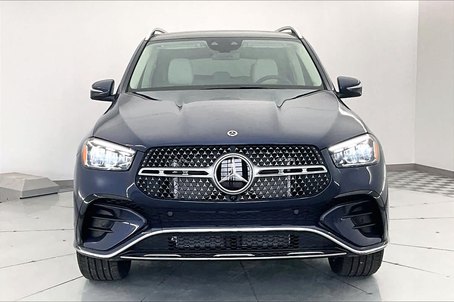 Thumbnail: 2026 Mercedes-Benz GLE - 6