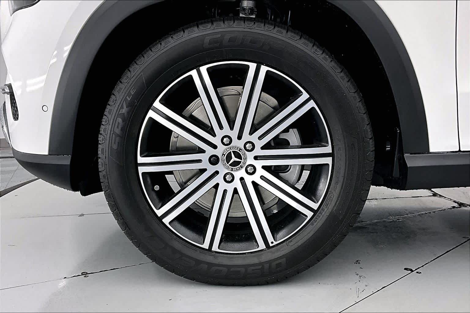 Thumbnail: 2026 Mercedes-Benz GLE - 8