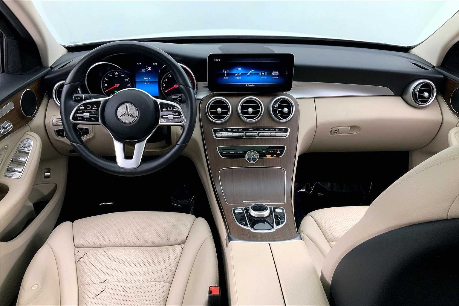 Thumbnail: 2020 Mercedes-Benz C-Class - 10