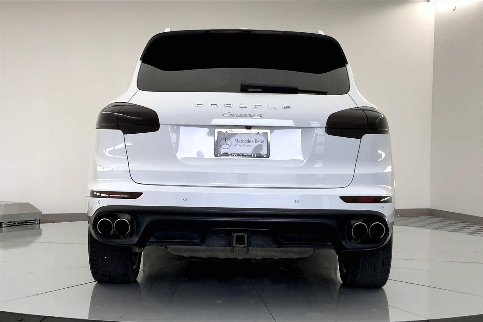 Thumbnail: 2015 Porsche Cayenne - 5