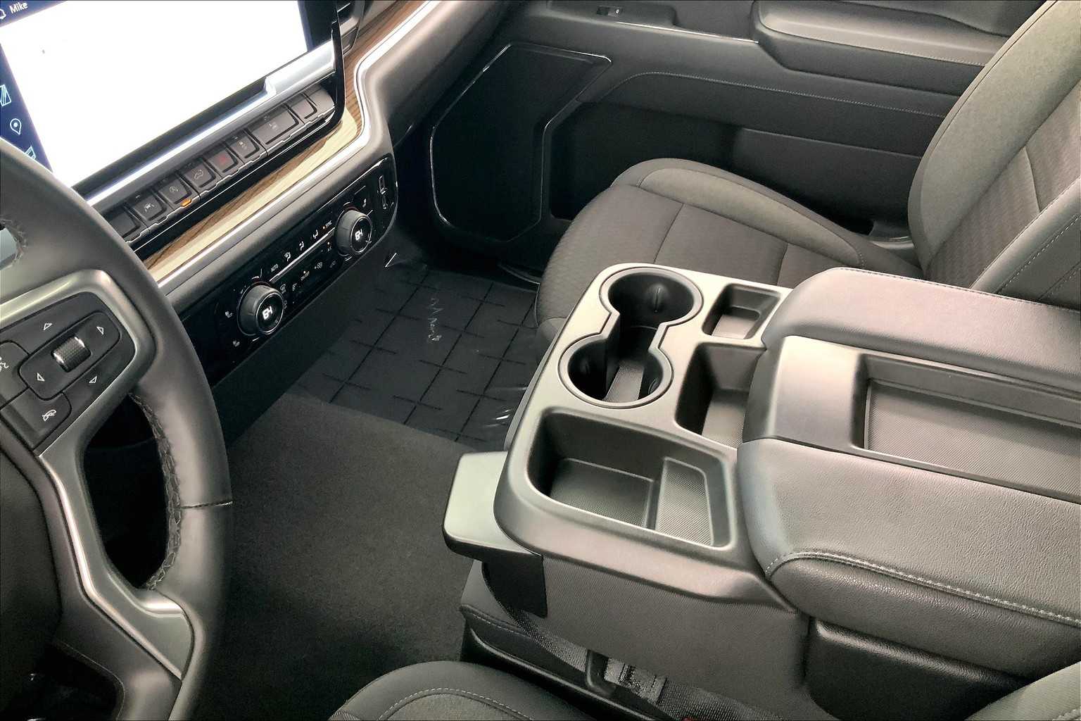 Thumbnail: 2024 Chevrolet Silverado 1500 - 17