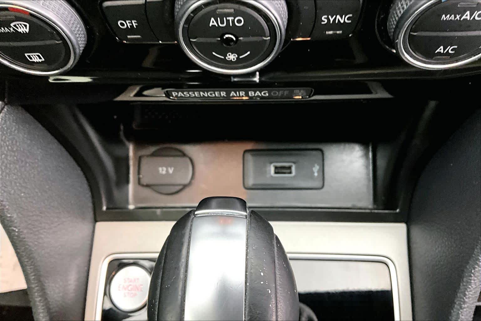 Thumbnail: 2020 Volkswagen Passat - 26