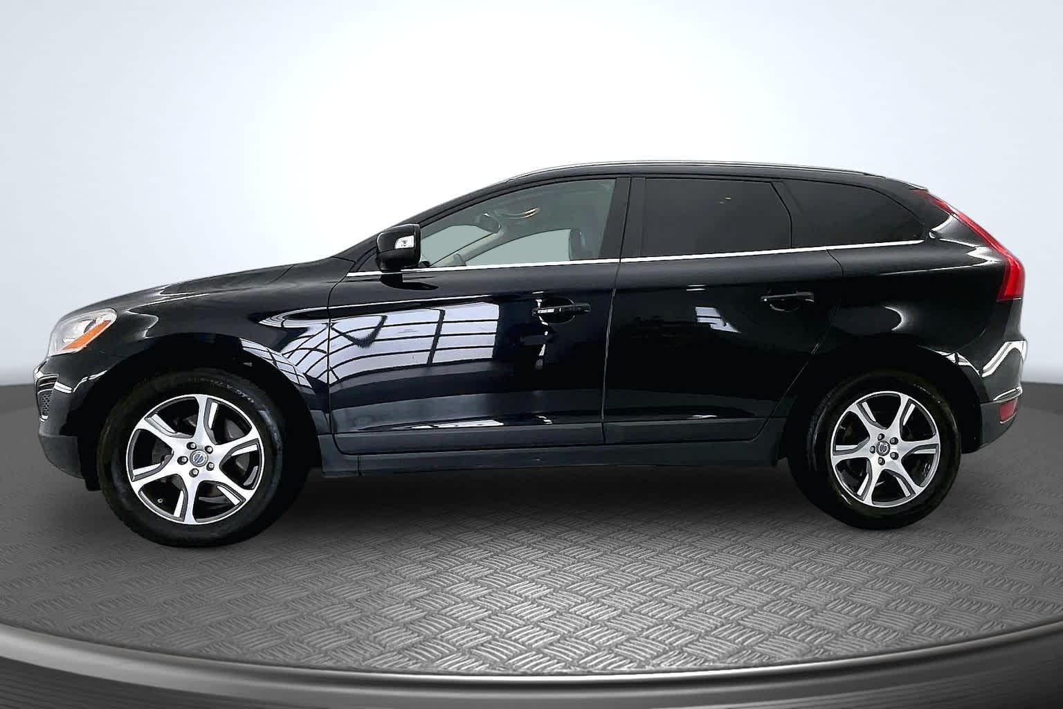 Thumbnail: 2013 Volvo XC60 - 3