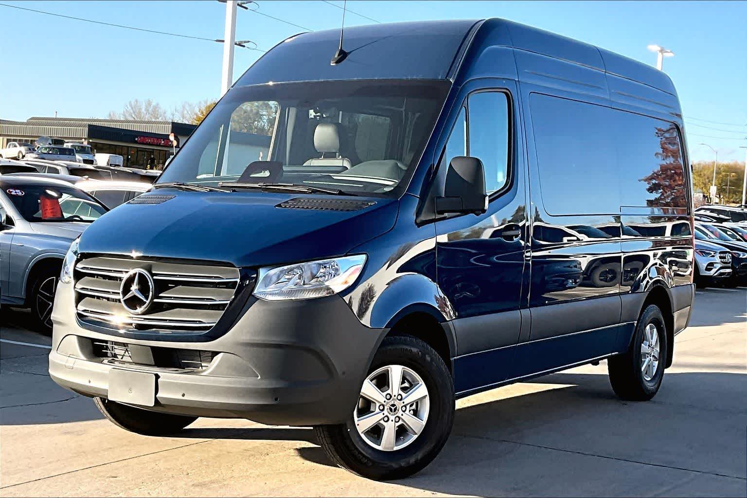 Thumbnail: 2026 Mercedes-Benz Sprinter - 1