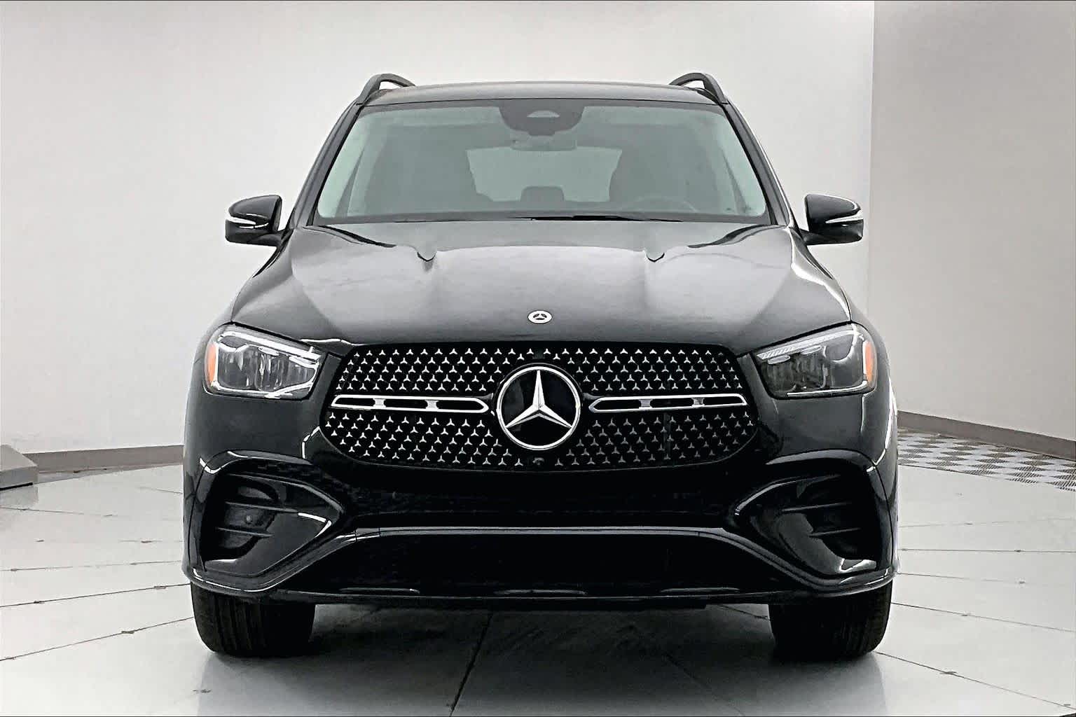Thumbnail: 2026 Mercedes-Benz GLE - 6