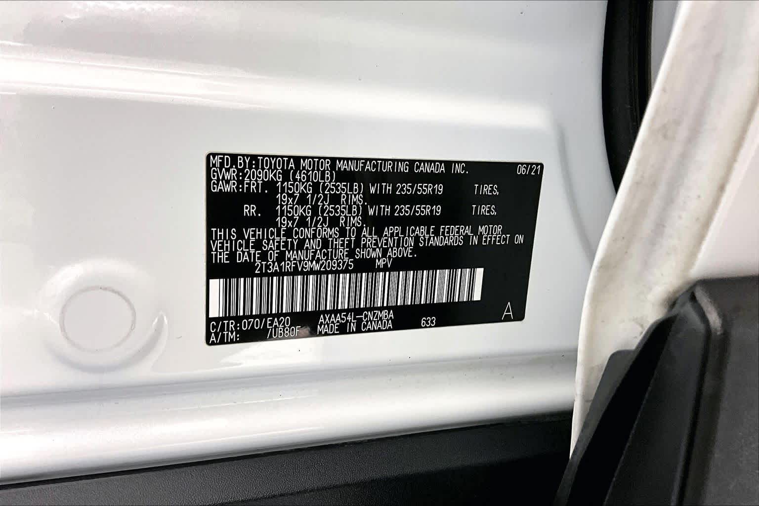 Thumbnail: 2021 Toyota RAV4 - 30