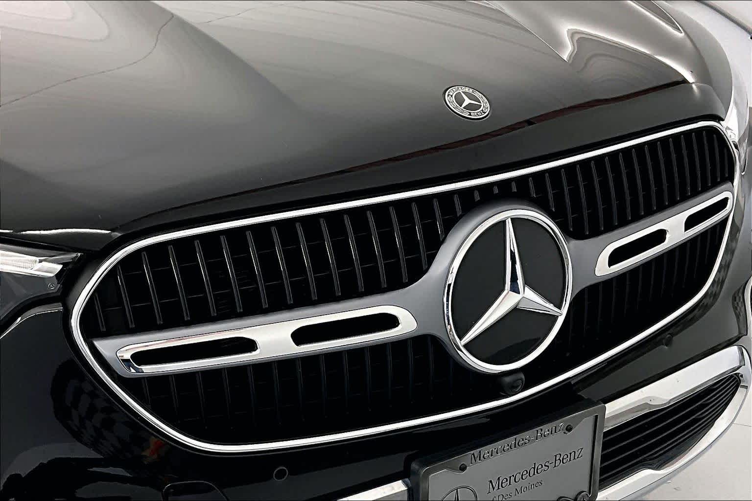 Thumbnail: 2023 Mercedes-Benz GLC - 26