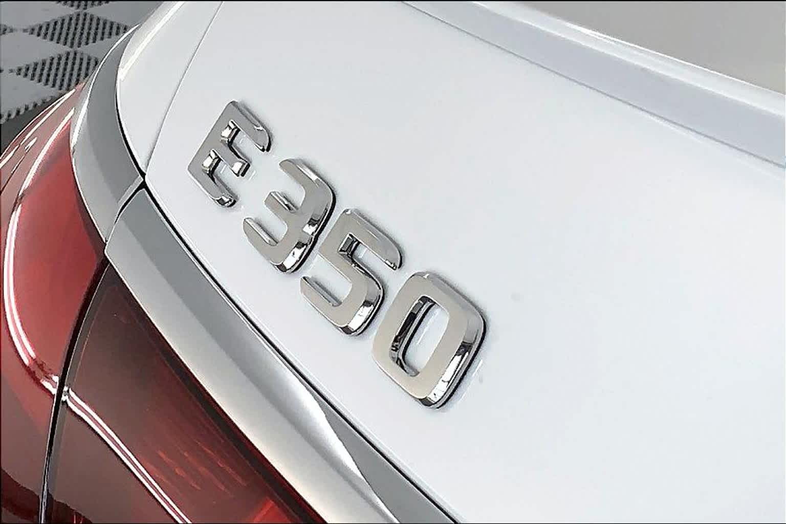 Thumbnail: 2025 Mercedes-Benz E-Class - 7