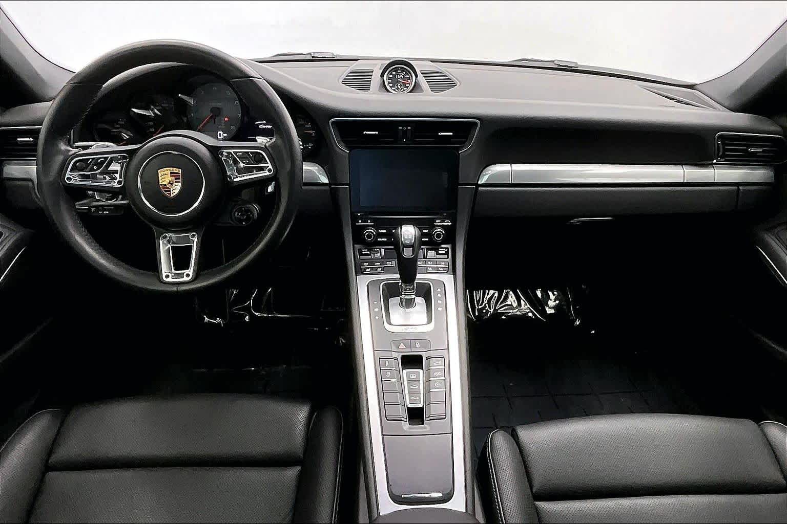 Thumbnail: 2017 Porsche 911 - 10