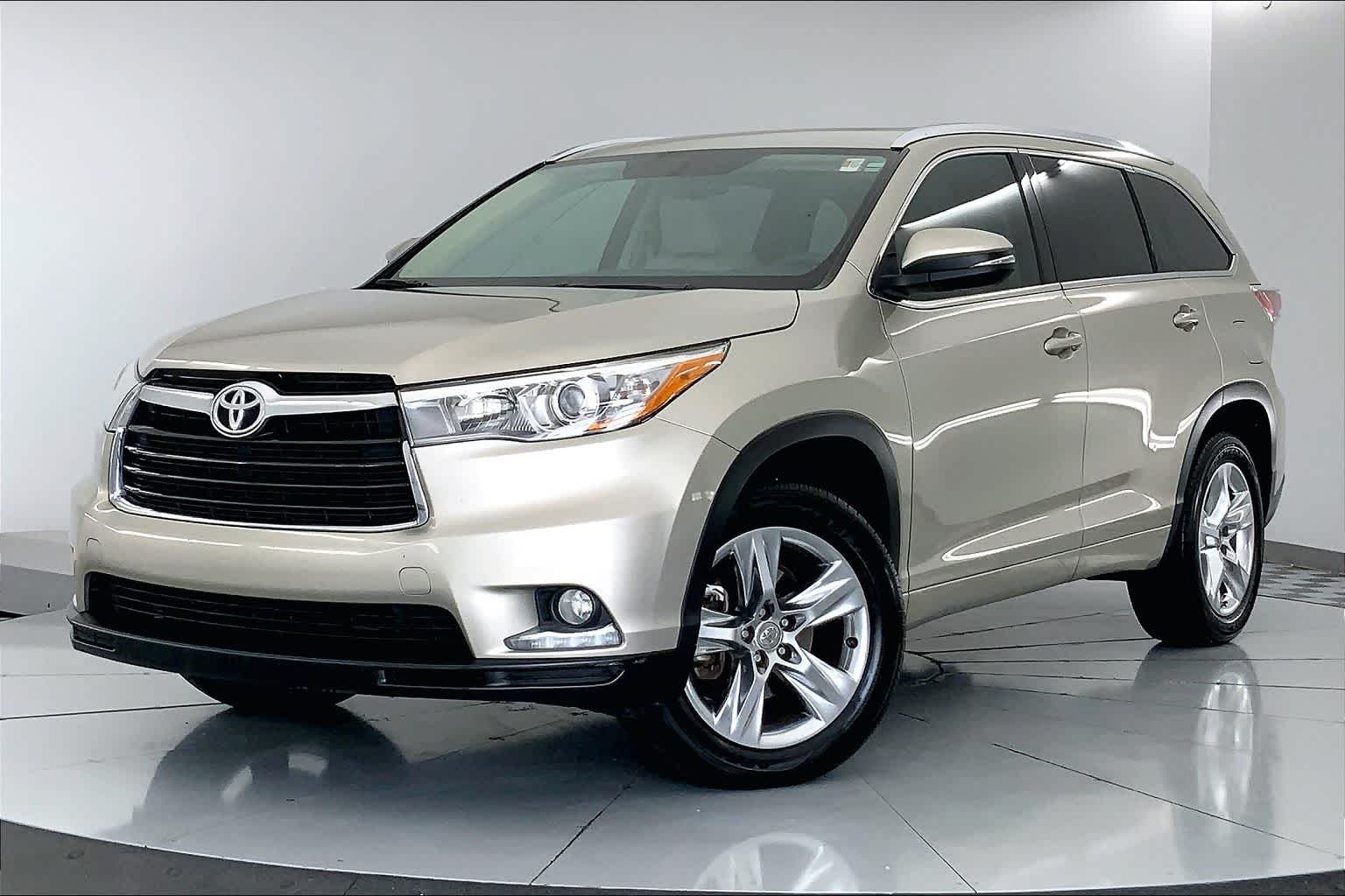 2015 Toyota Highlander Limited -
                Urbandale, IA