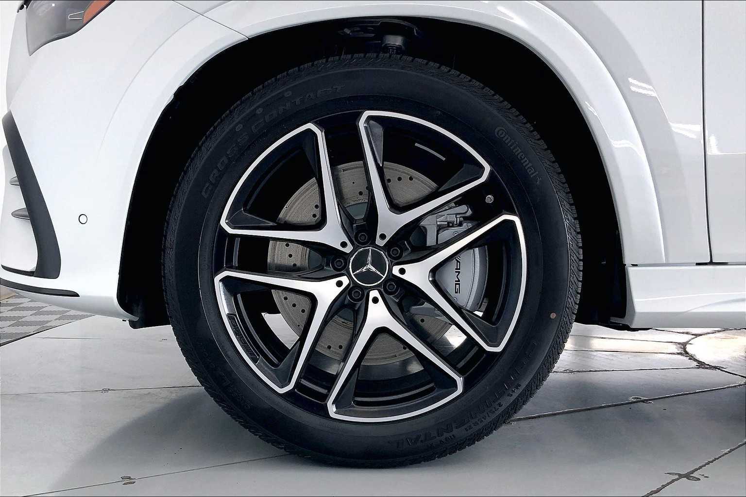 Thumbnail: 2025 Mercedes-Benz GLE - 8