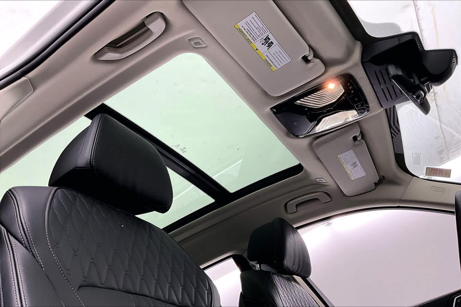 Thumbnail: 2023 BMW X7 - 22