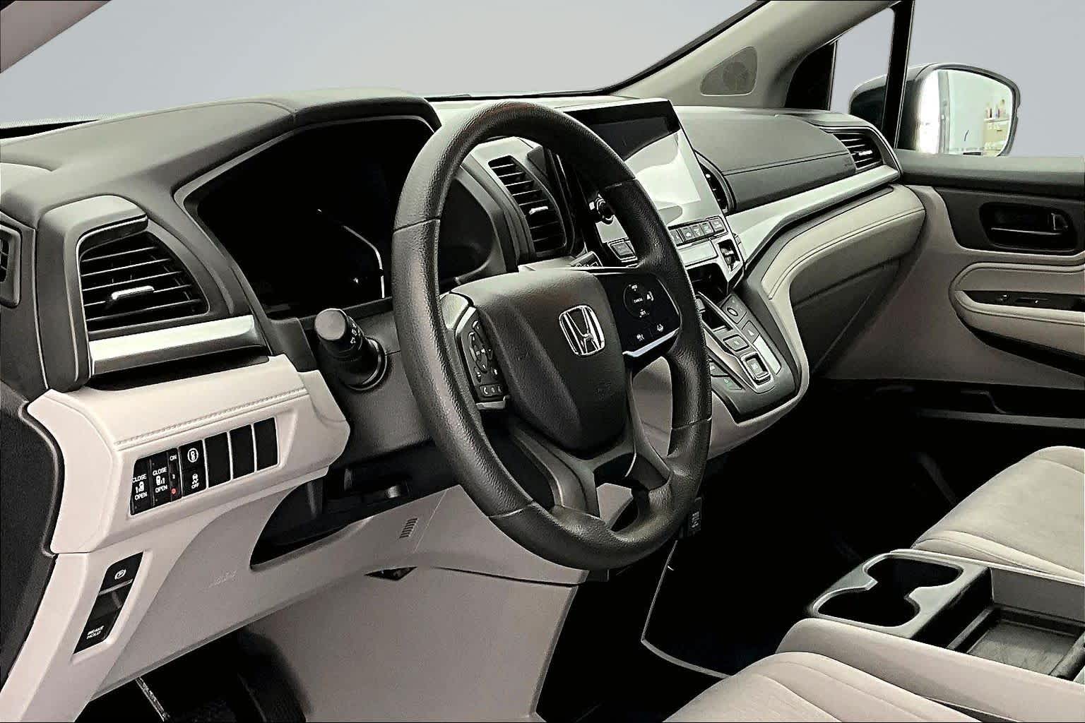 Thumbnail: 2024 Honda Odyssey - 2