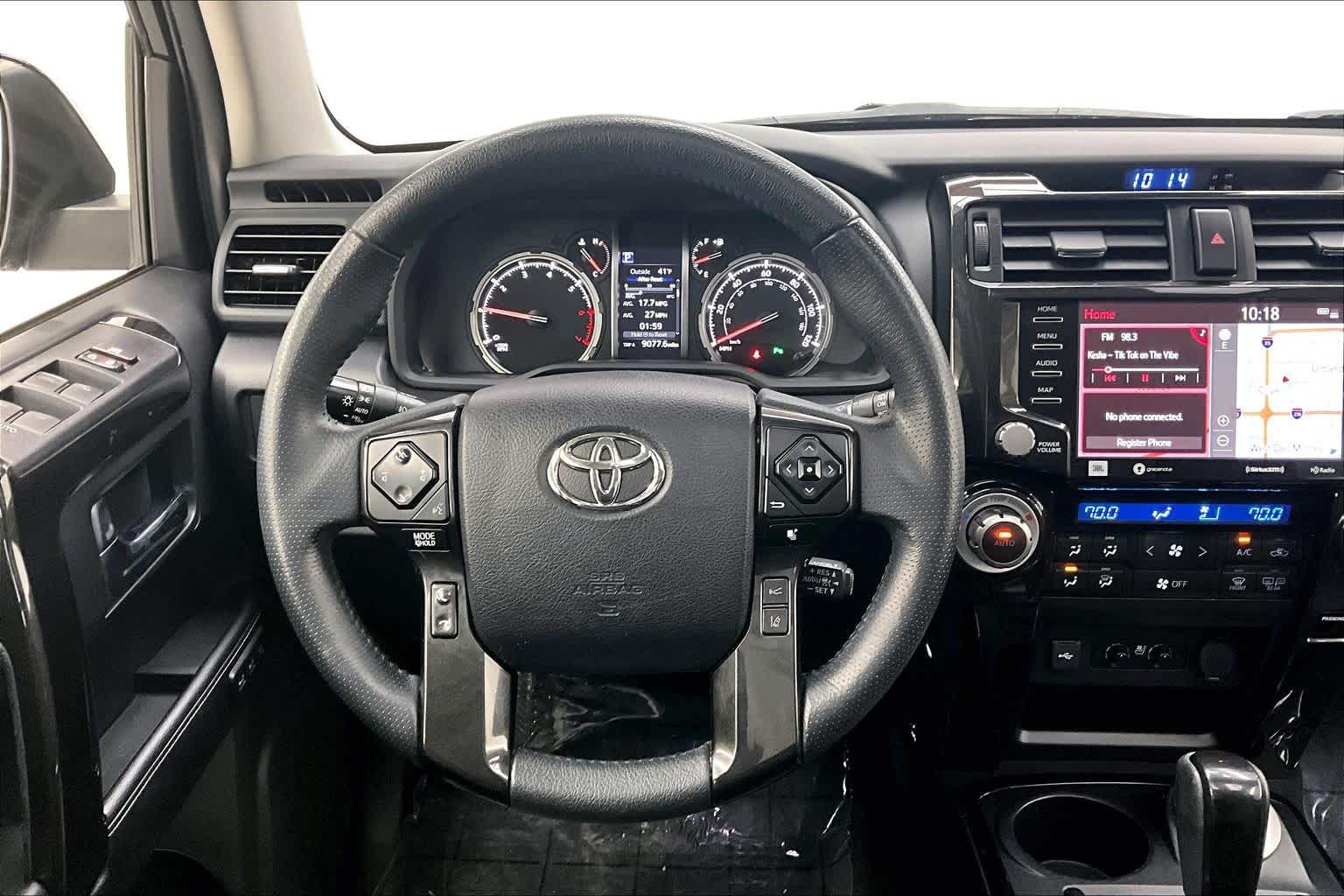 Thumbnail: 2020 Toyota 4Runner - 15