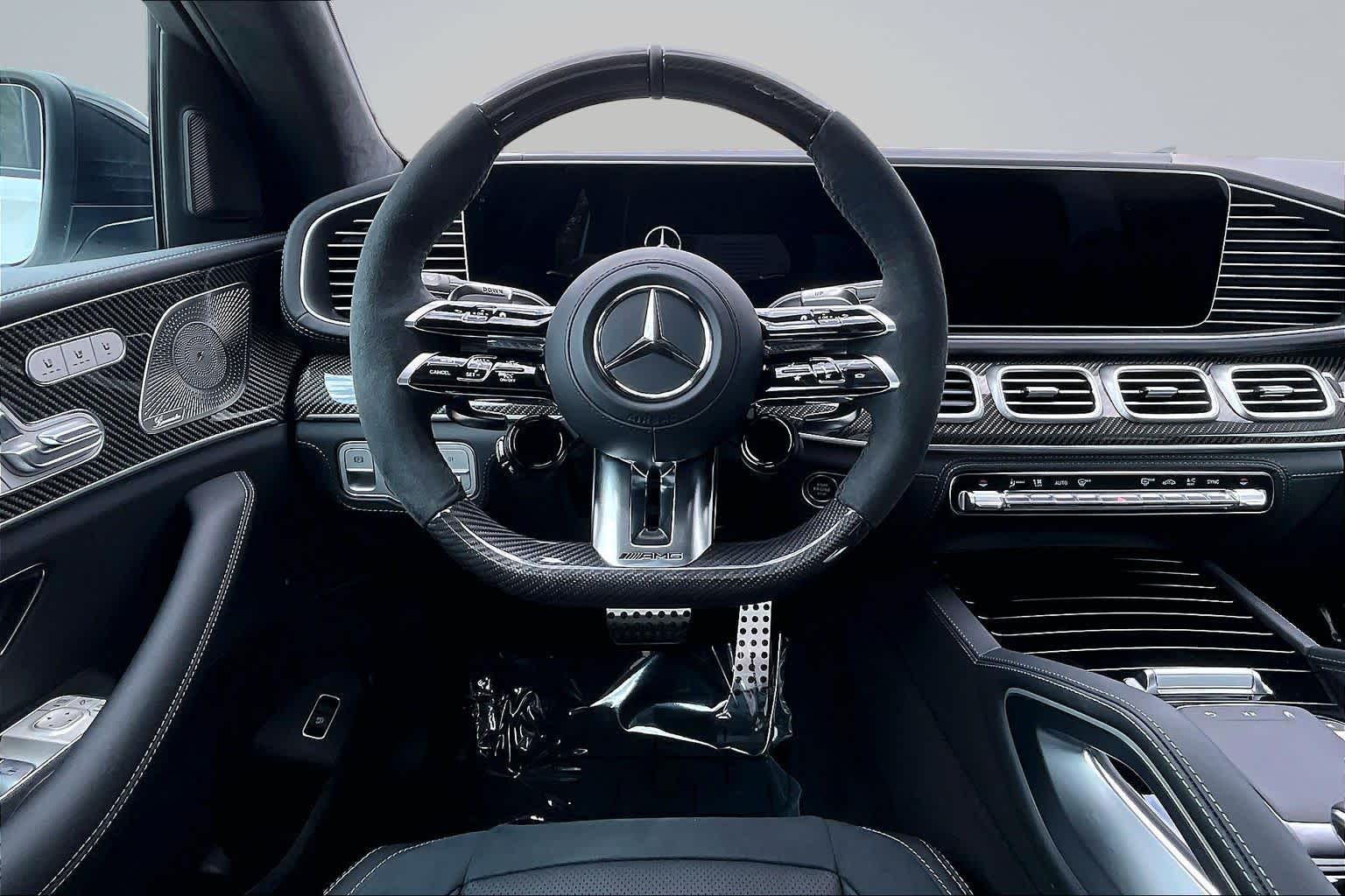 Thumbnail: 2026 Mercedes-Benz GL-Class - 15