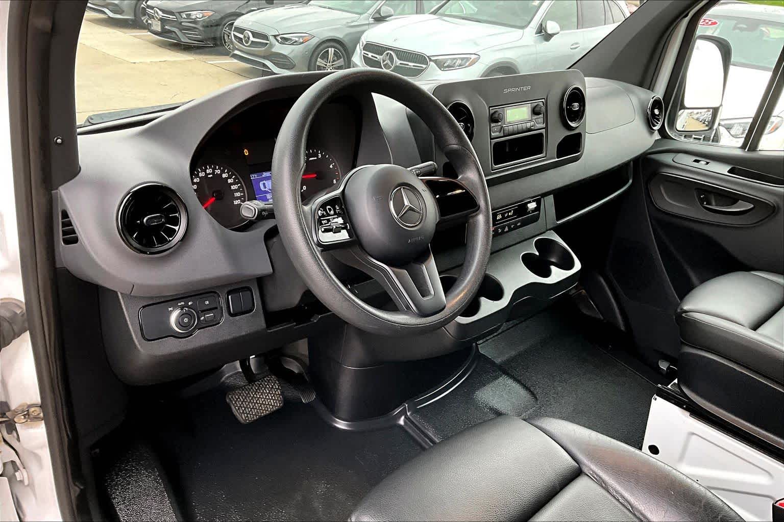 Thumbnail: 2019 Mercedes-Benz Sprinter - 2