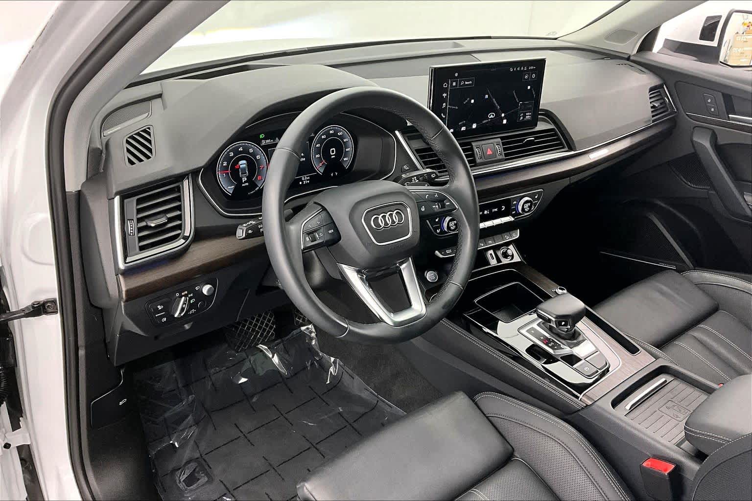 Thumbnail: 2023 Audi Q5 - 2