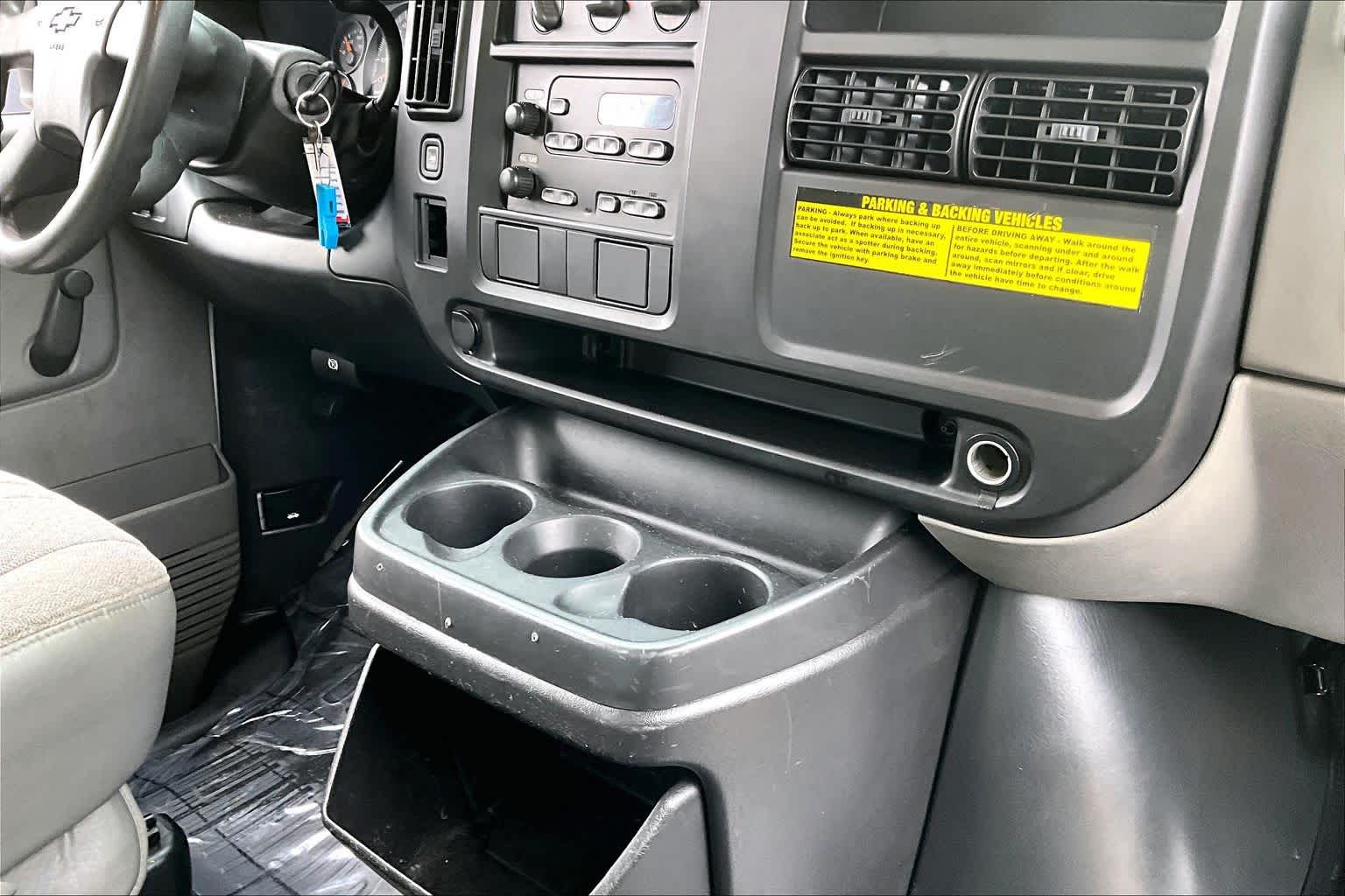 Thumbnail: 2007 Chevrolet Express - 21