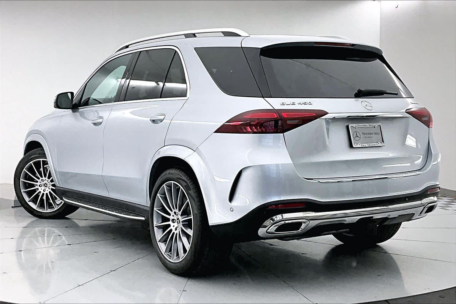 Thumbnail: 2026 Mercedes-Benz GLE - 4