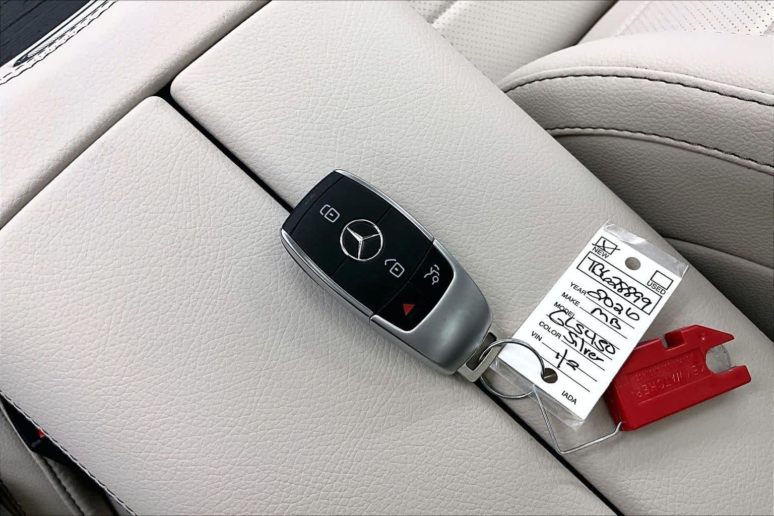 Thumbnail: 2026 Mercedes-Benz GLS - 20
