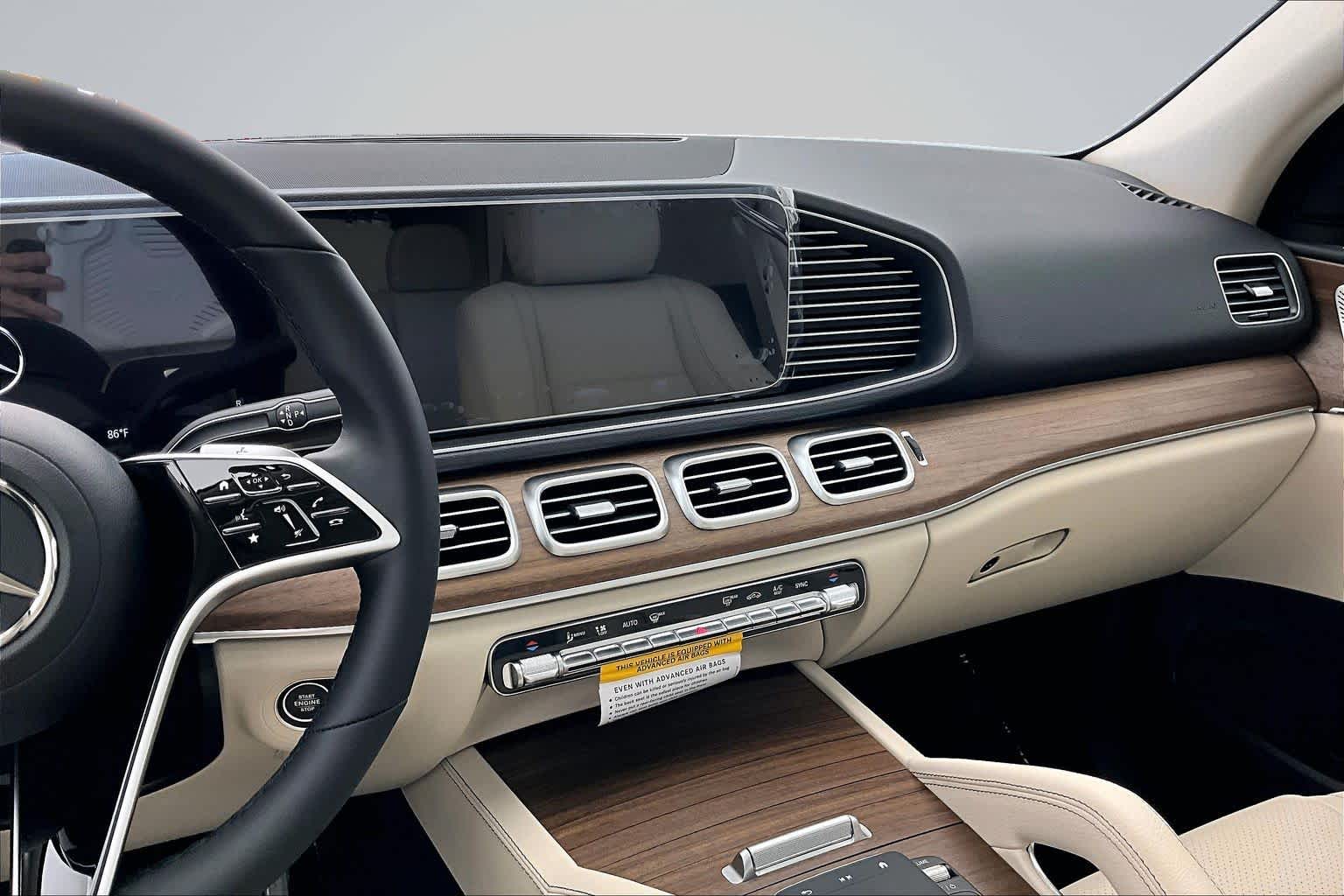 Thumbnail: 2026 Mercedes-Benz GLE - 16