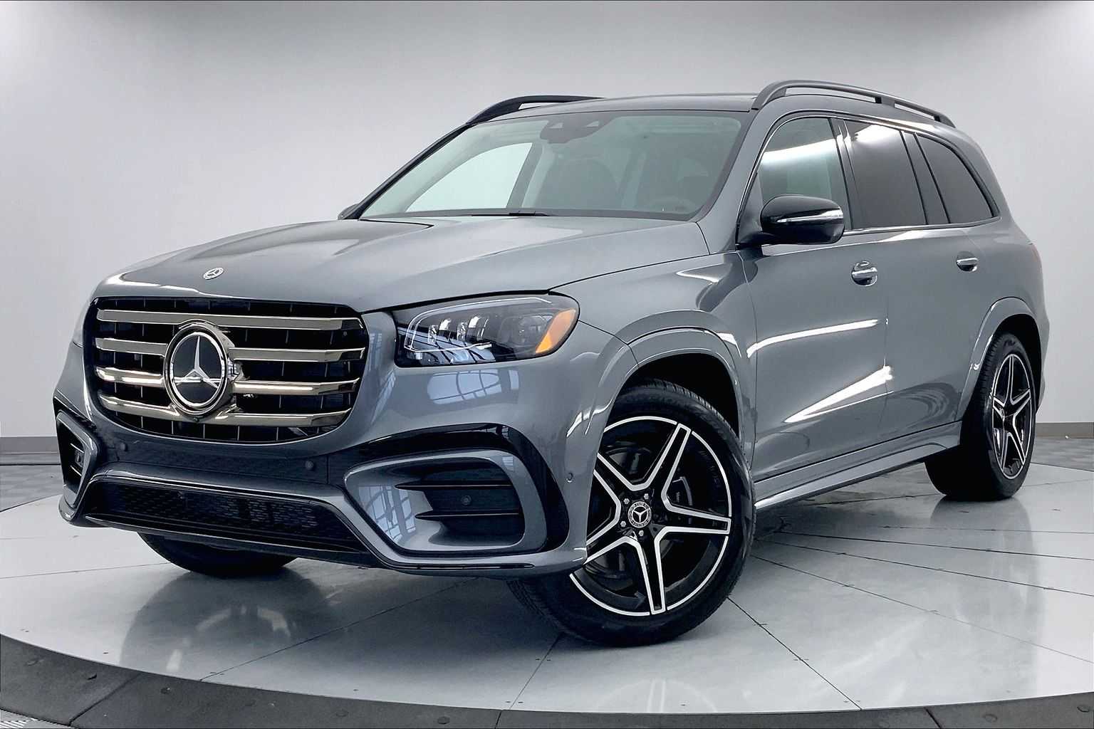 2025 Mercedes-Benz GLS 450 4MATIC -
                  Urbandale, IA