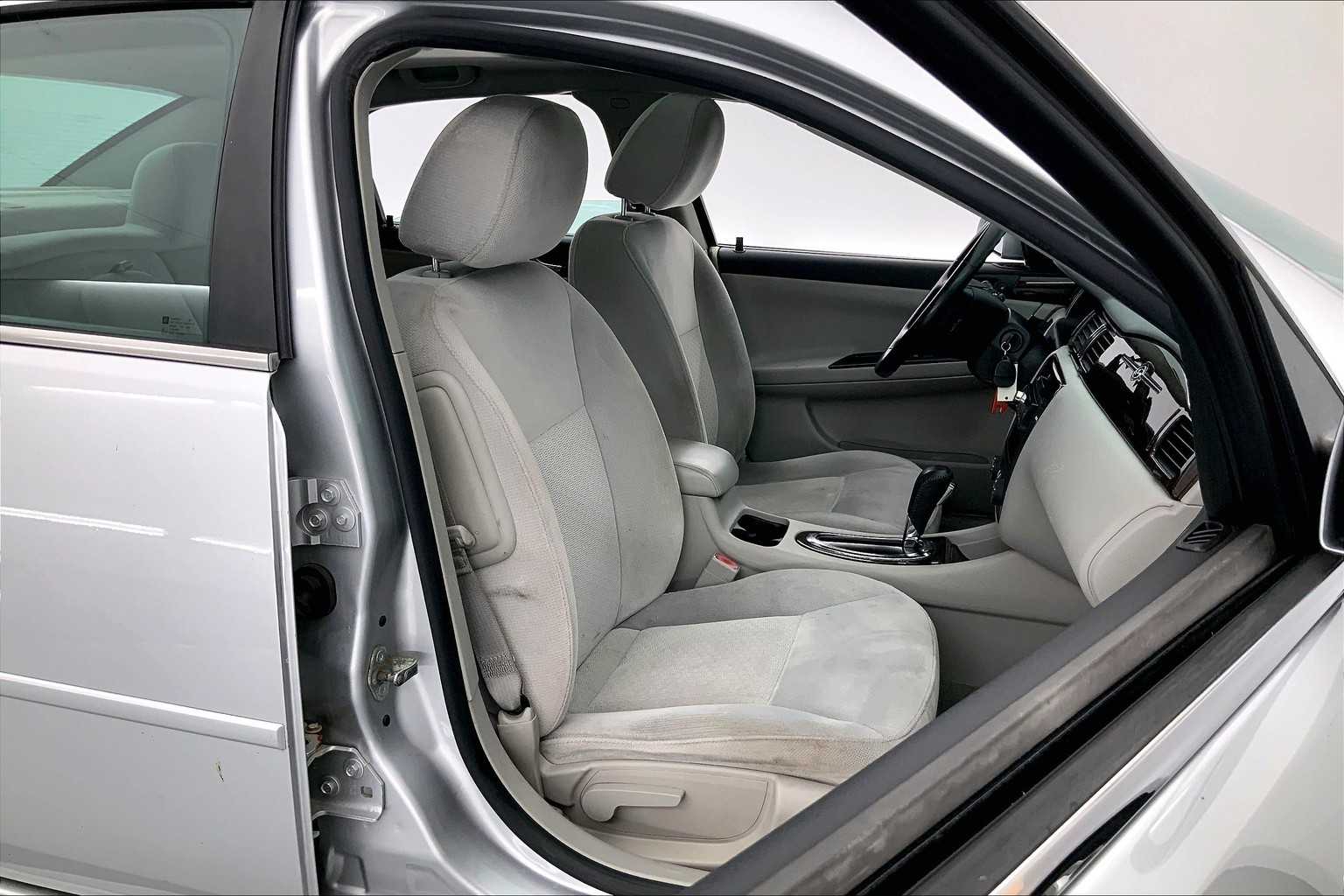Thumbnail: 2013 Chevrolet Impala - 14