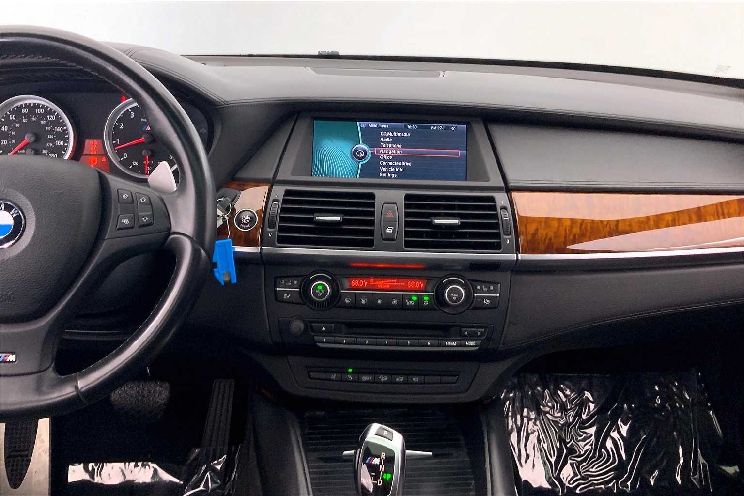 Thumbnail: 2012 BMW X6 - 16