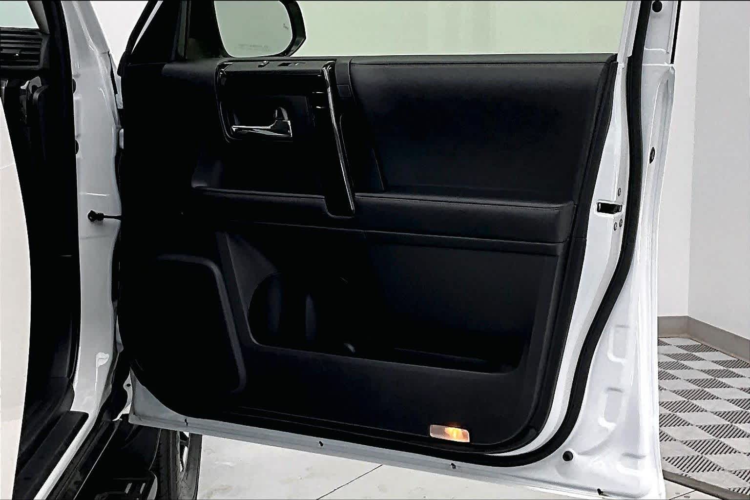 Thumbnail: 2024 Toyota 4Runner - 24