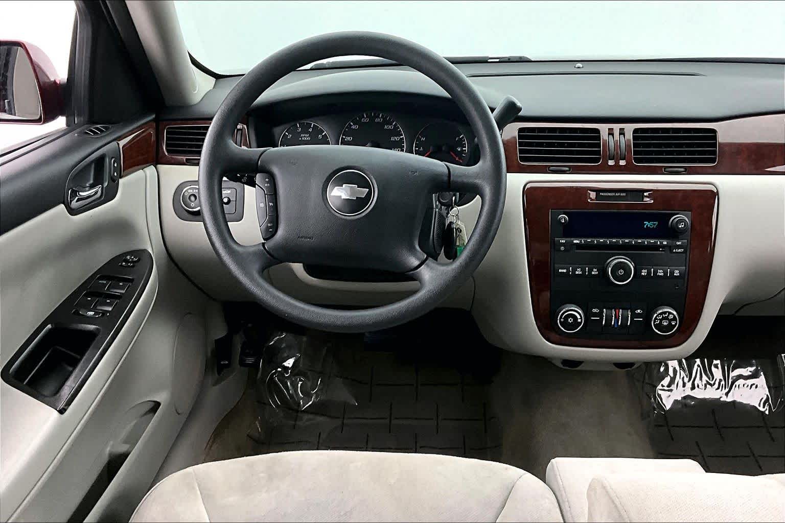 Thumbnail: 2008 Chevrolet Impala - 15