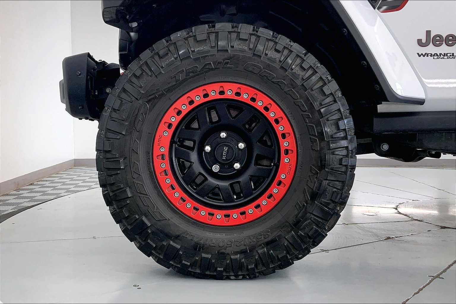 Thumbnail: 2021 Jeep Wrangler - 8