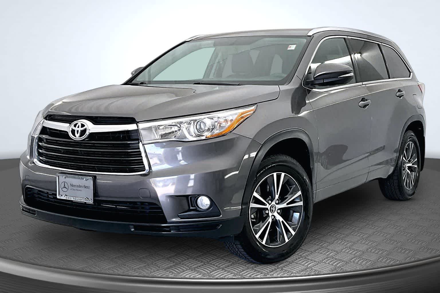 Thumbnail: 2016 Toyota Highlander - 1