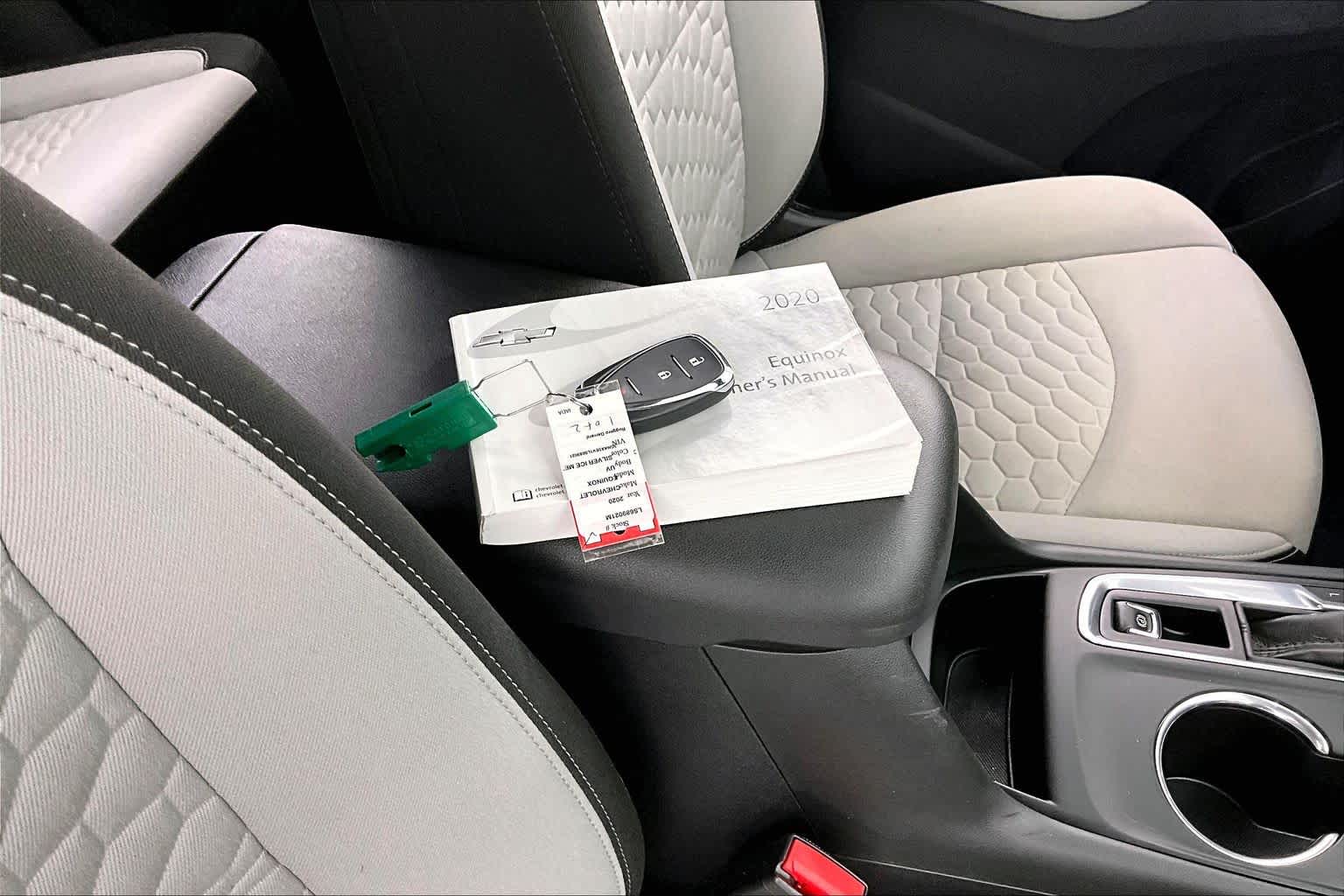 Thumbnail: 2020 Chevrolet Equinox - 20