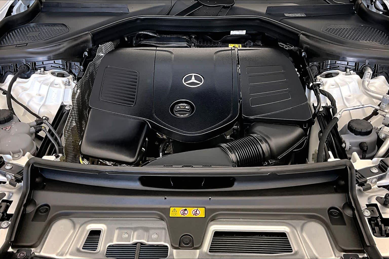 Thumbnail: 2026 Mercedes-Benz GLC - 9