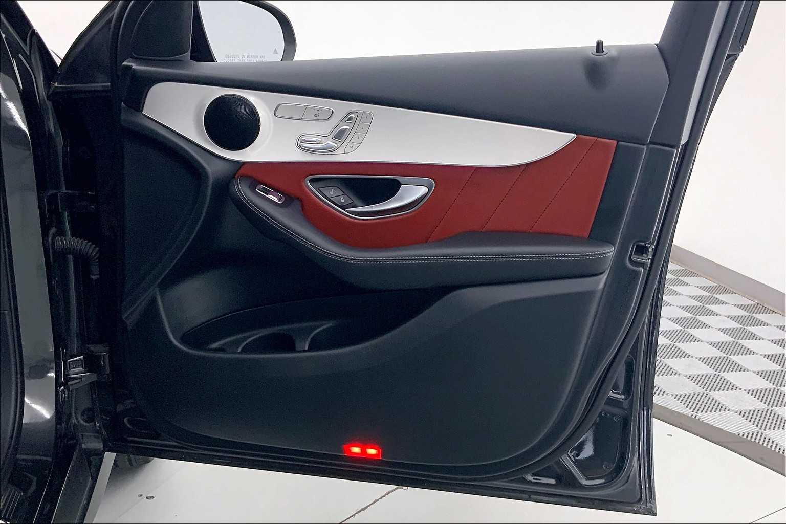 2022 Mercedes-Benz GLC 300 17