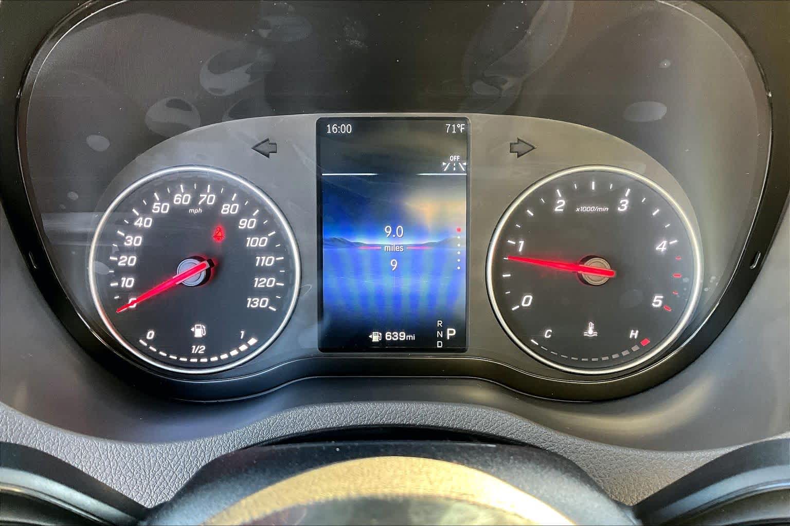 Thumbnail: 2026 Mercedes-Benz Sprinter - 17