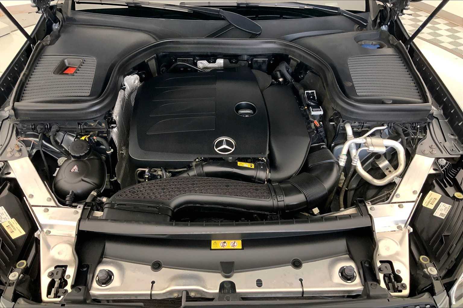 Thumbnail: 2020 Mercedes-Benz GLC - 9