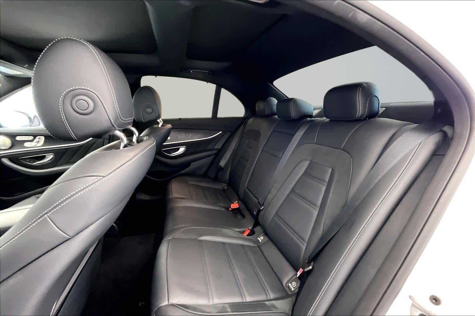 Thumbnail: 2022 Mercedes-Benz E-Class - 13