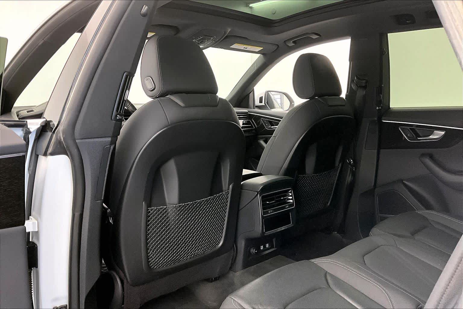 Thumbnail: 2019 Audi Q8 - 11