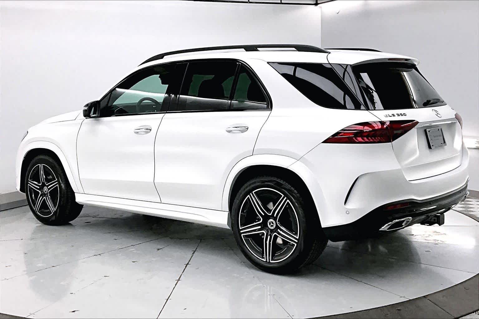 Thumbnail: 2026 Mercedes-Benz GLE - 4