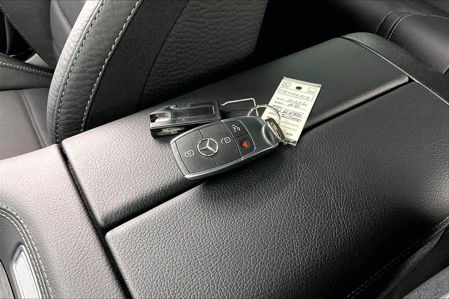 Thumbnail: 2026 Mercedes-Benz GLE - 20