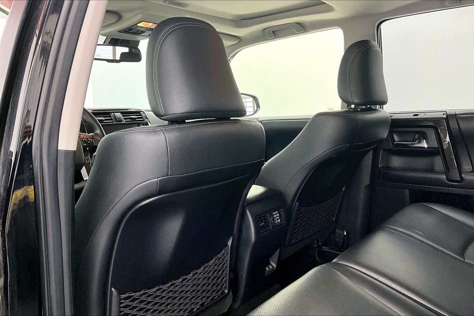 Thumbnail: 2020 Toyota 4Runner - 12